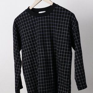 OAK + FORT Grid style long sleeve crewneck blouse